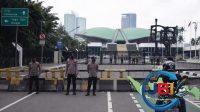 Blokade Polisi di Gedung Pemerintahan