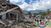 Desa Runtuh di Antara Pegunungan NTT