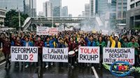 mahasiswa foto mahsiswa demo di jkt