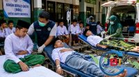 santri kerajunan MBG puluhan santri kerajunan usai makan MBG